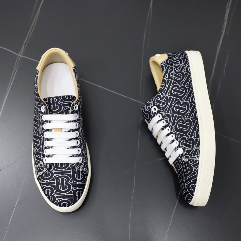 Burberry Sneakers